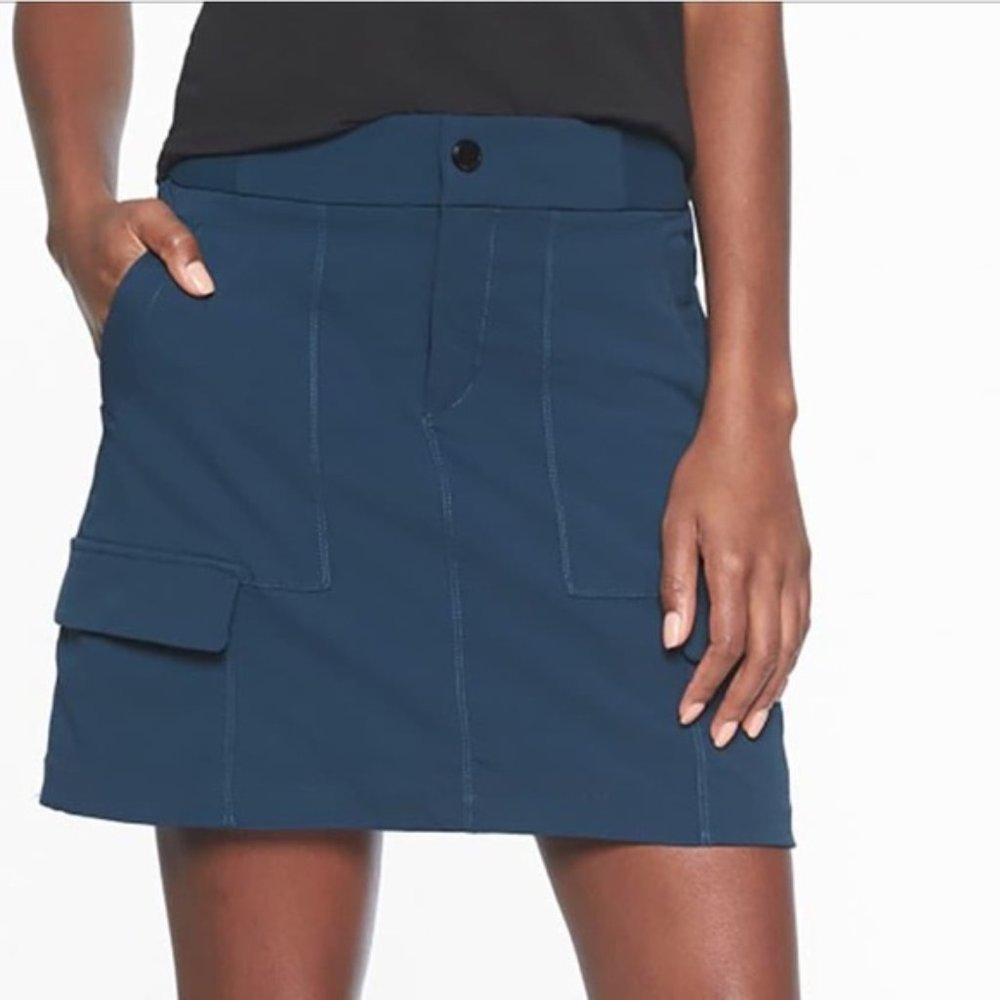 ATHLETA Trekkie Skort Navy Blue Size 4 H10